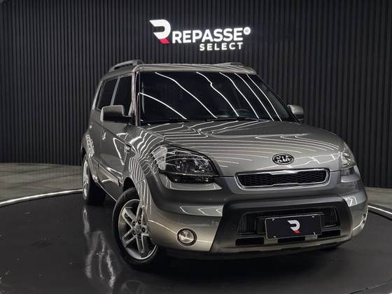 KIA SOUL 1.6 EX 16V FLEX 4P MANUAL KIA SOUL 1.6 EX 16V FLEX 4P MANUAL